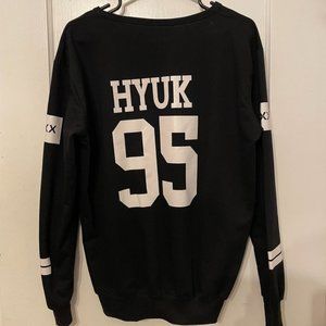 VIXX Hyuk Sweater